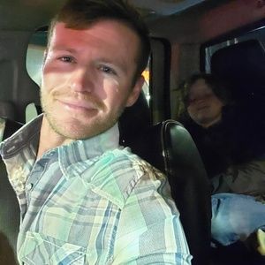 Meet your Posher, Ethan